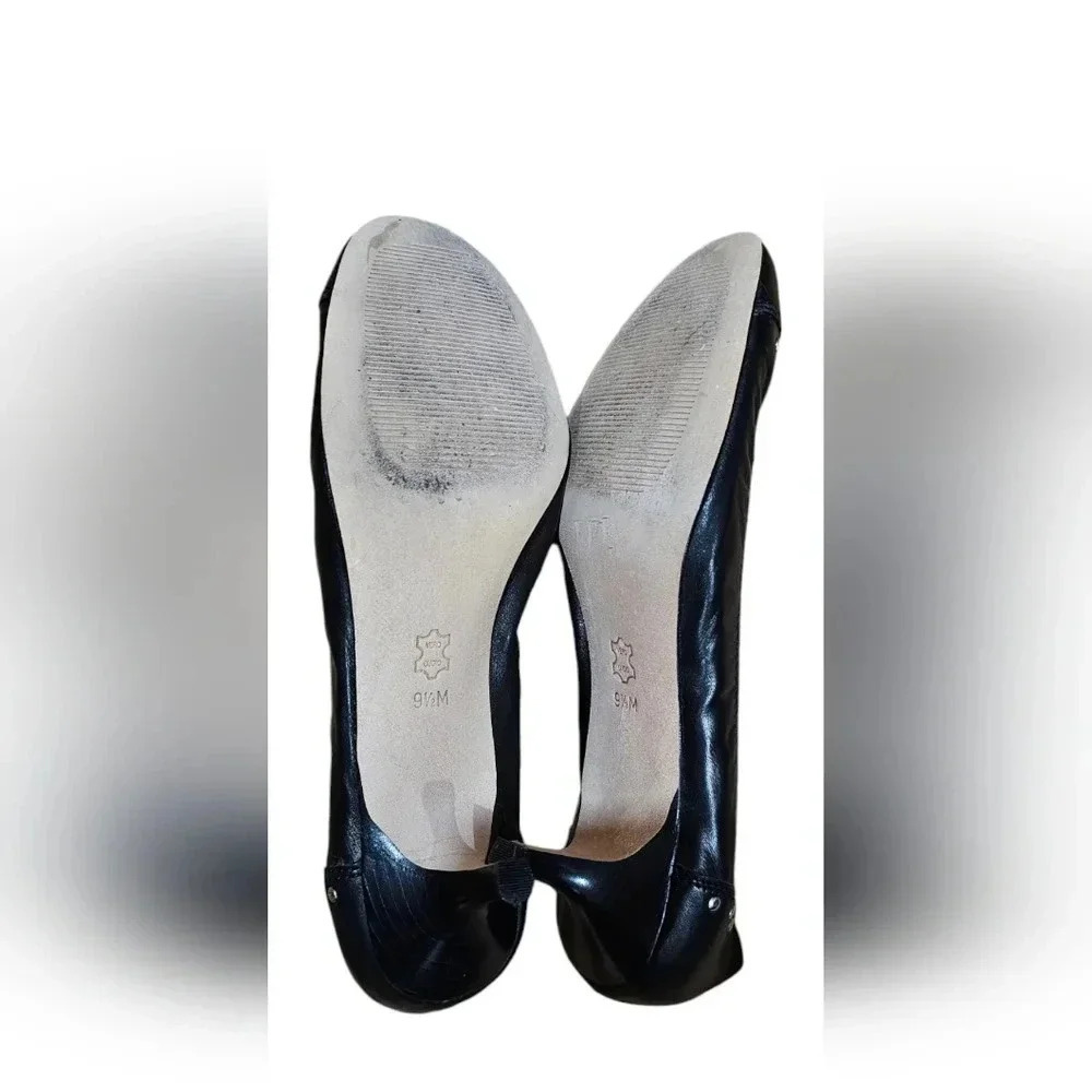 SOLD Michael Michael Kors - Studded Leather  Vero Cuoio Heels​​​​​ - Picture 8 of 8